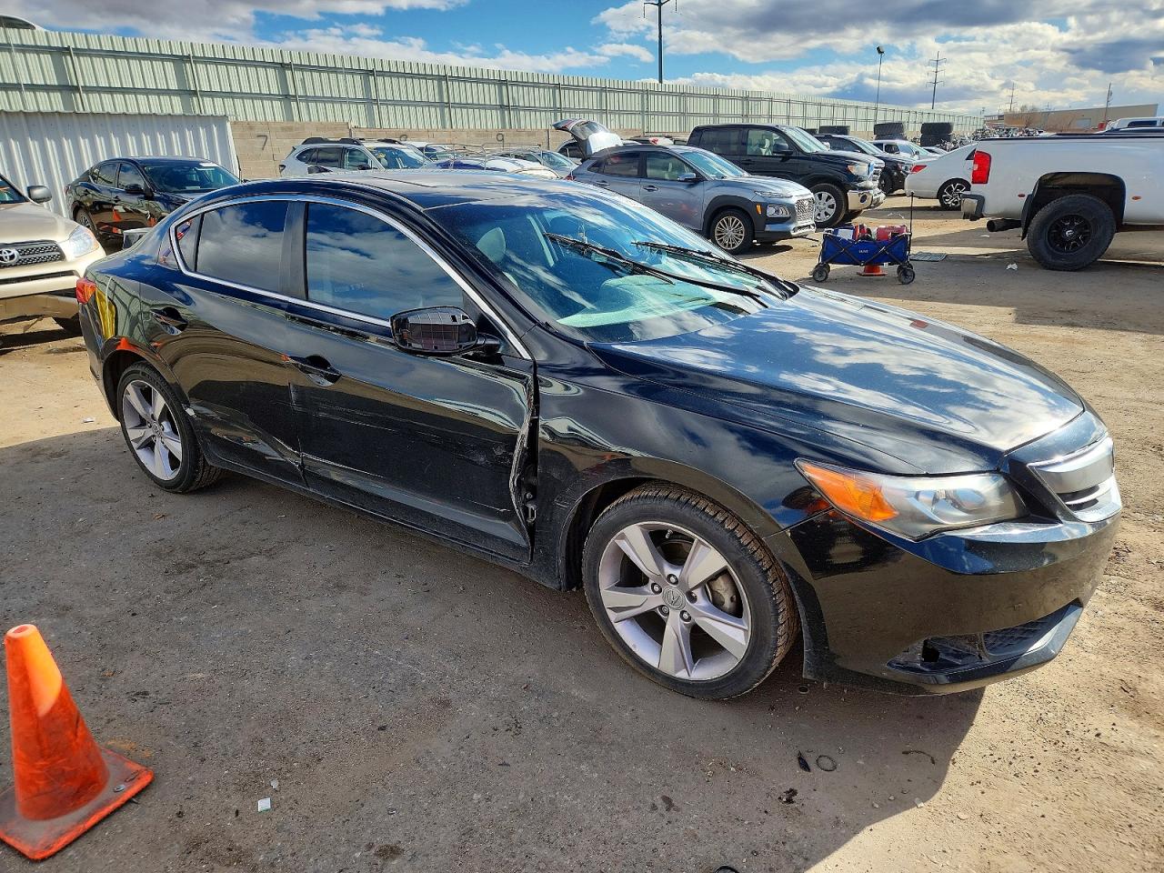2015 ACURA ILX 20 photo 4