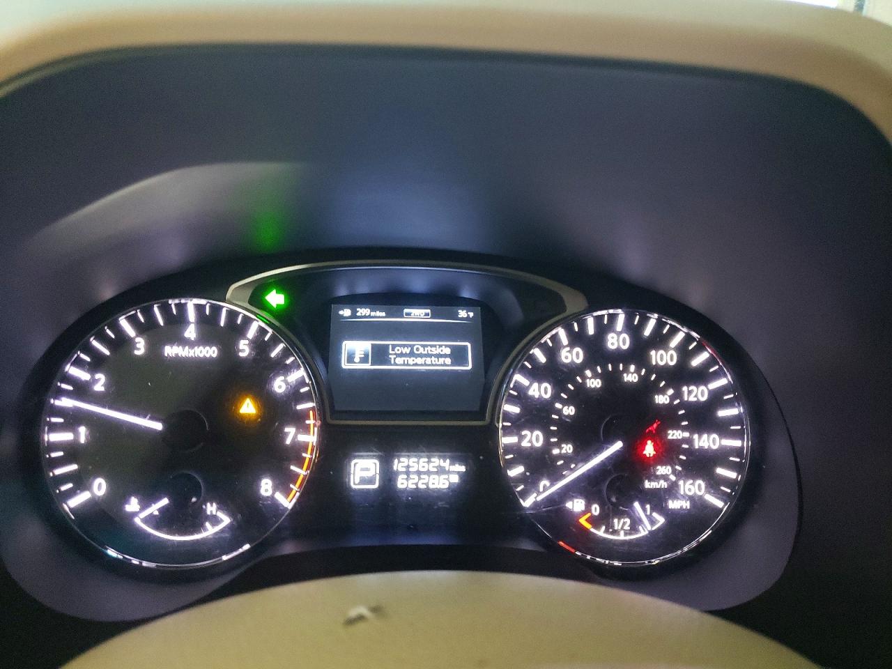 2013 NISSAN PATHFINDER S photo 9