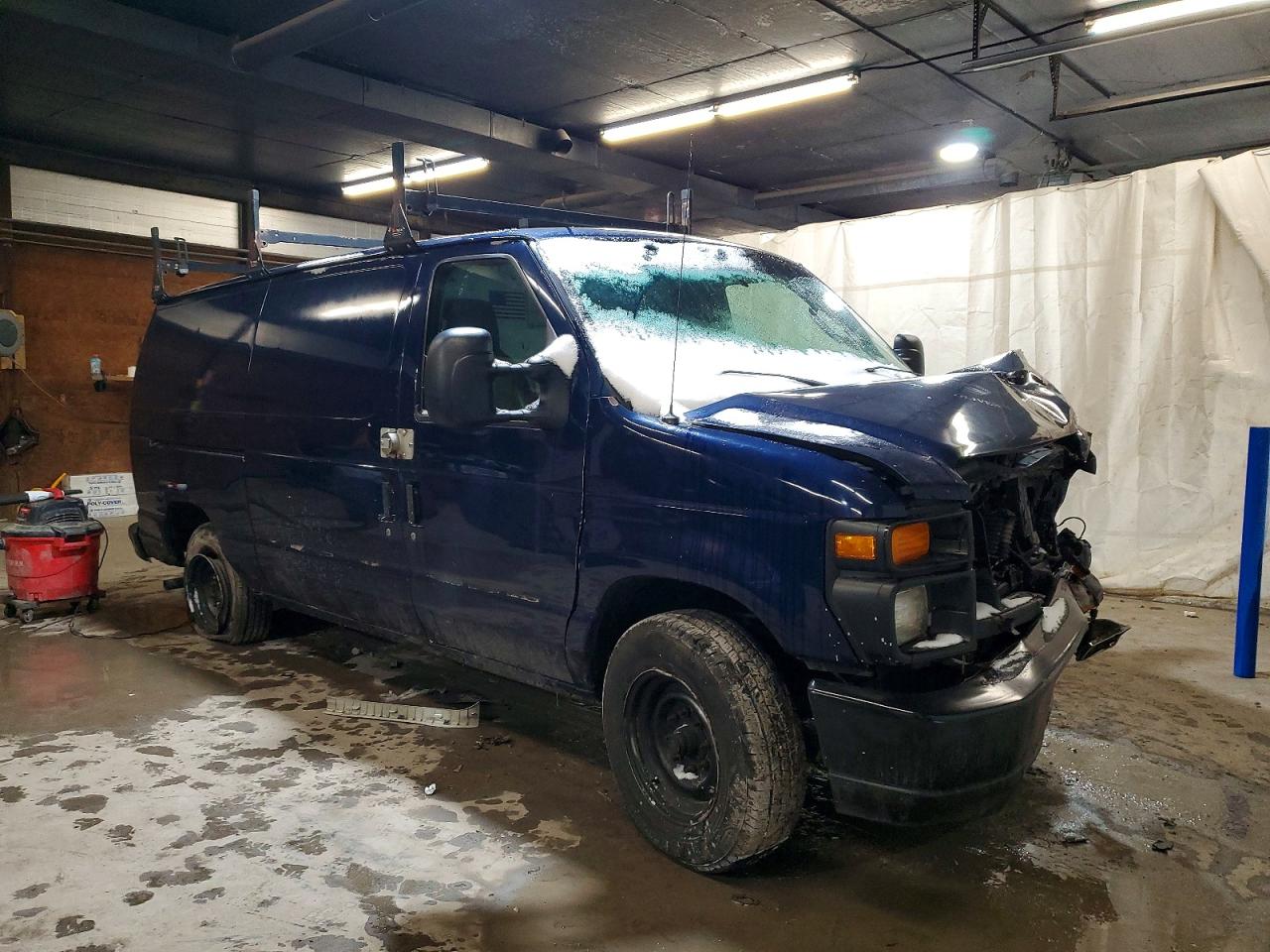 2011 FORD ECONOLINE E150 VAN photo 4