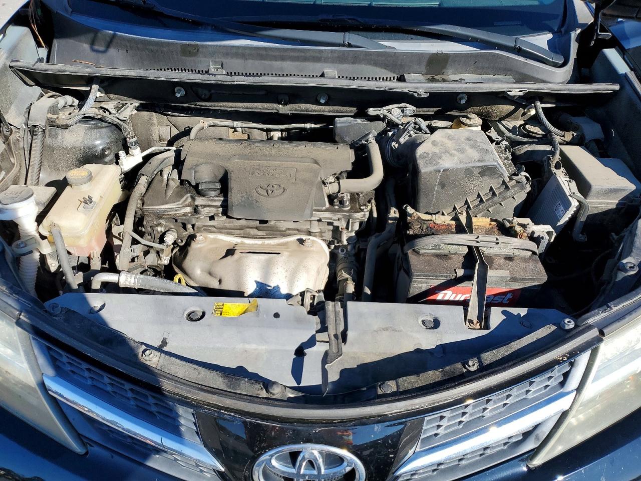 2013 TOYOTA RAV4 XLE photo 12