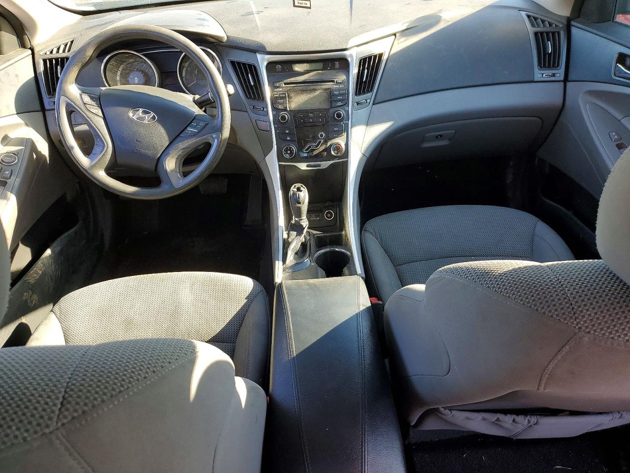 2013 HYUNDAI SONATA GLS photo 8