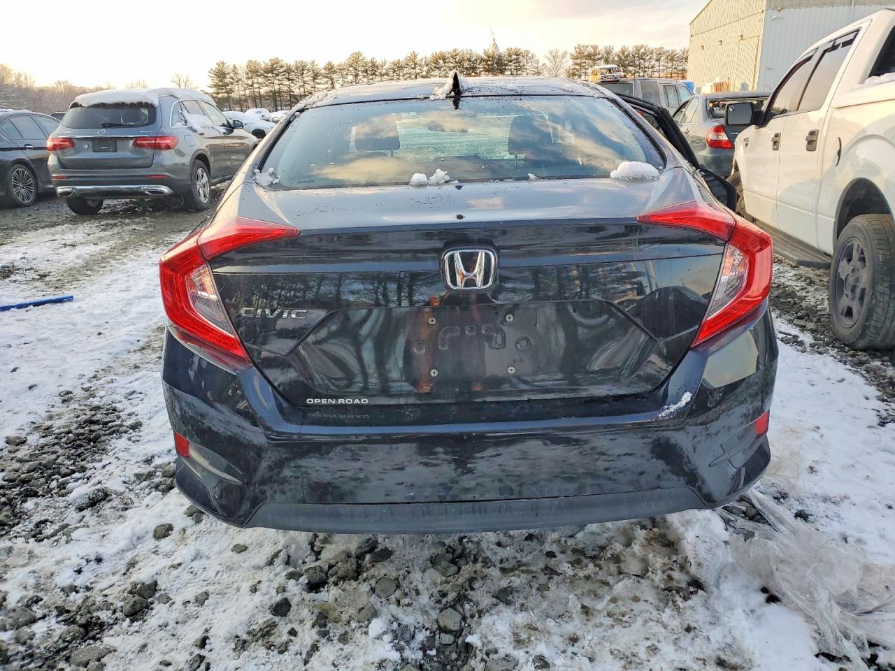 2017 HONDA CIVIC EX photo 6