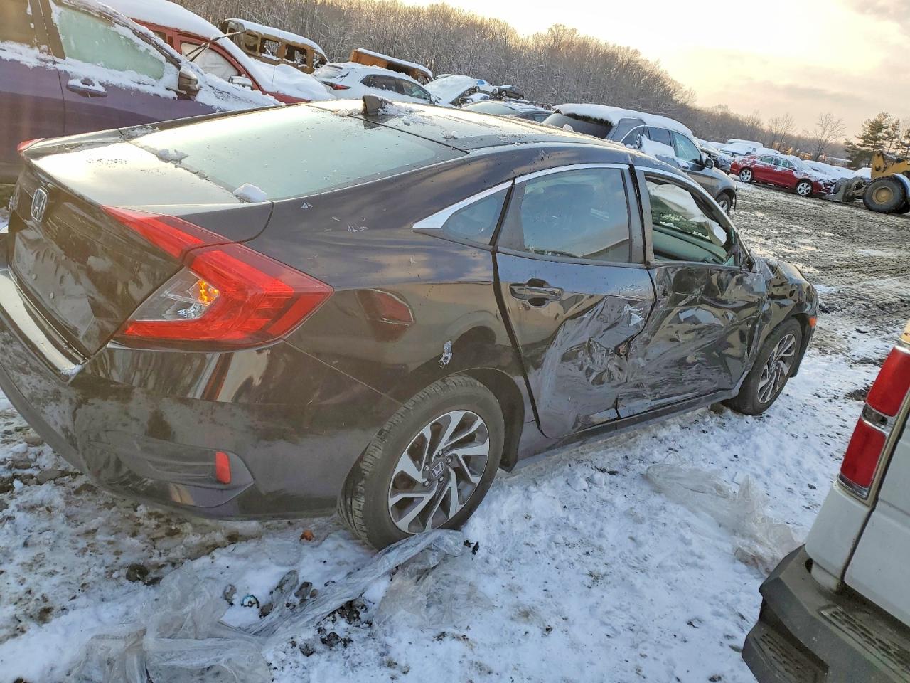 2017 HONDA CIVIC EX photo 3