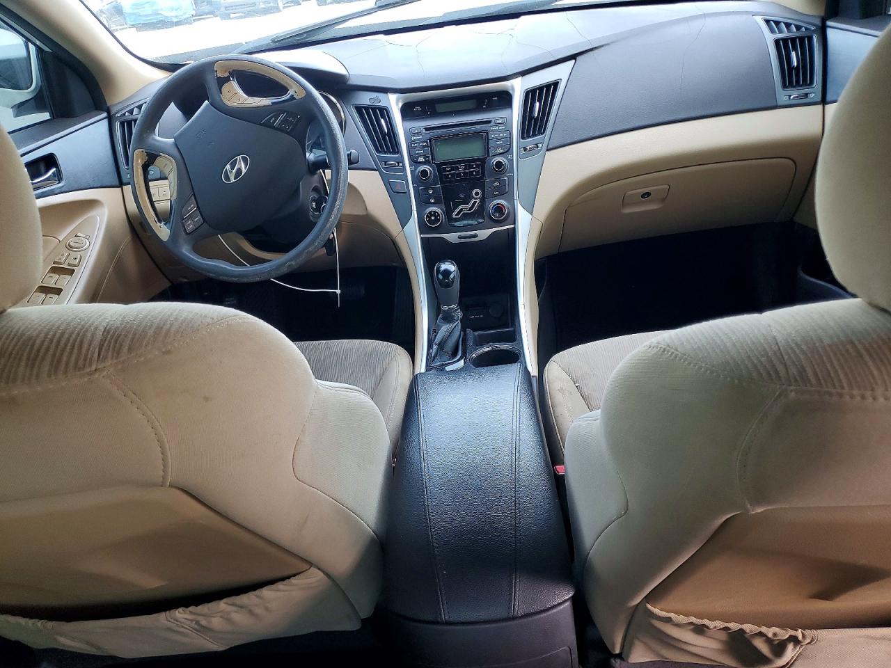2013 HYUNDAI SONATA GLS photo 8