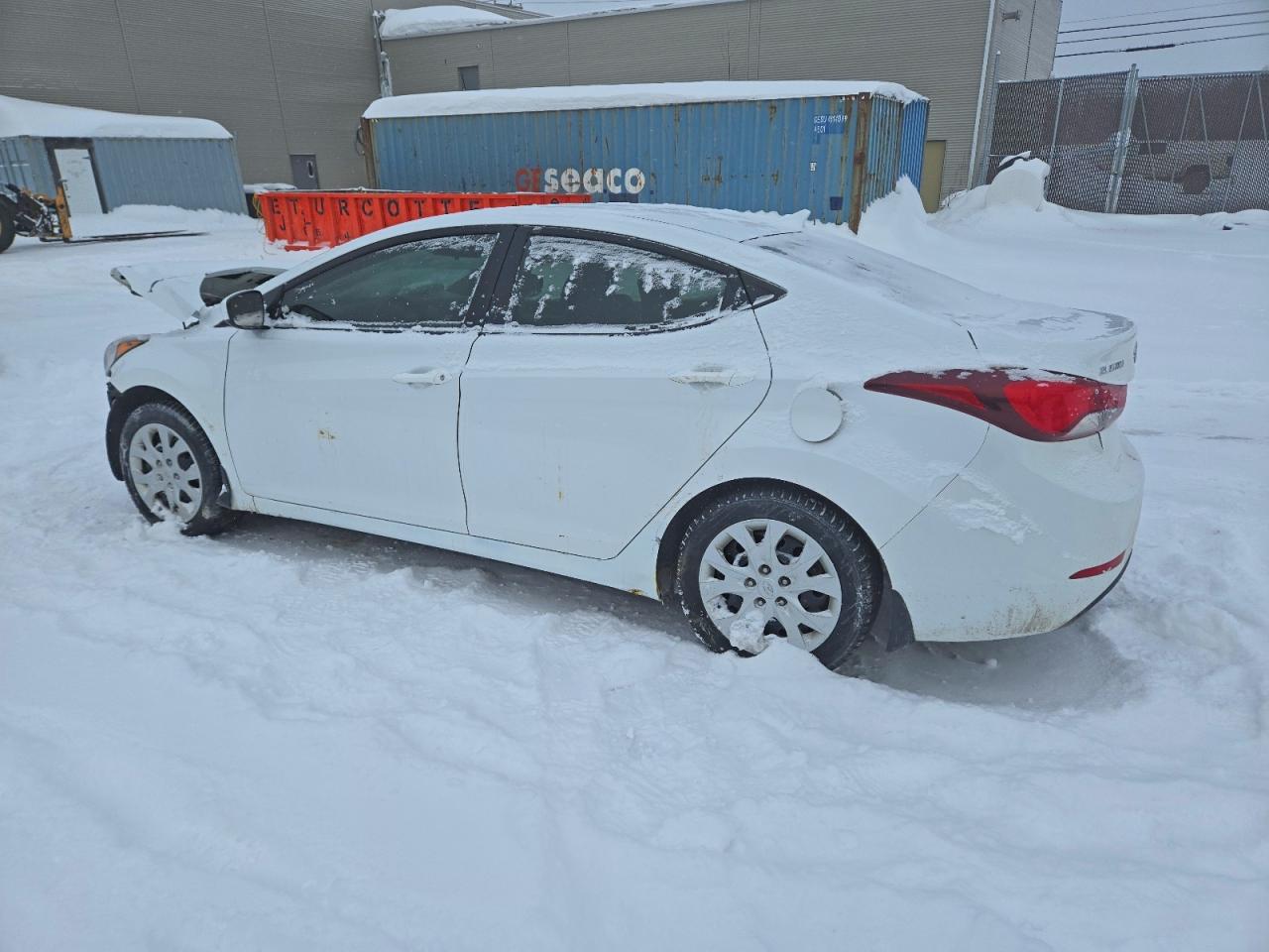 2015 HYUNDAI ELANTRA SE photo 2