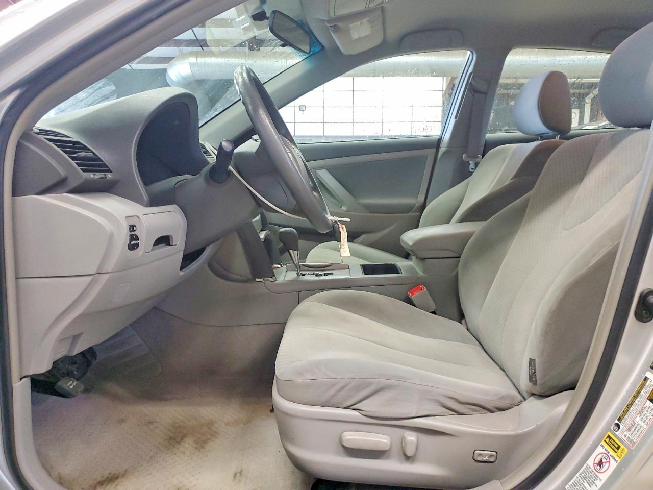 2009 TOYOTA CAMRY BASE photo 7