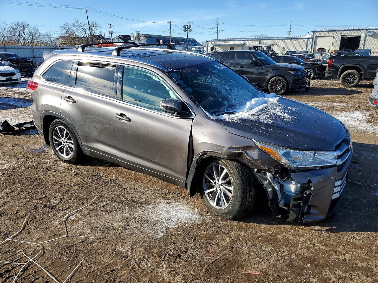 2018 TOYOTA HIGHLANDER SE photo 4