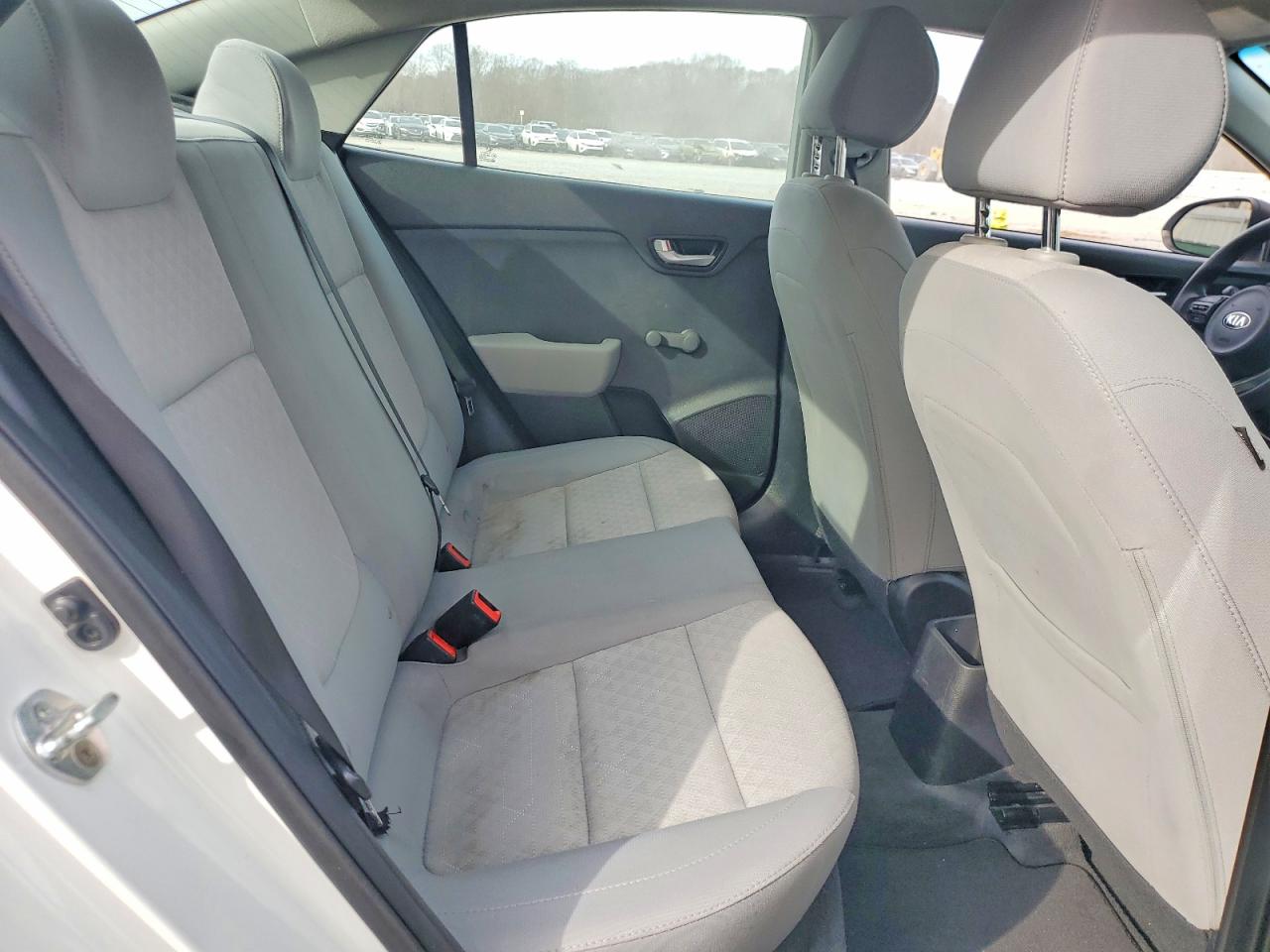 2018 KIA RIO LX photo 10
