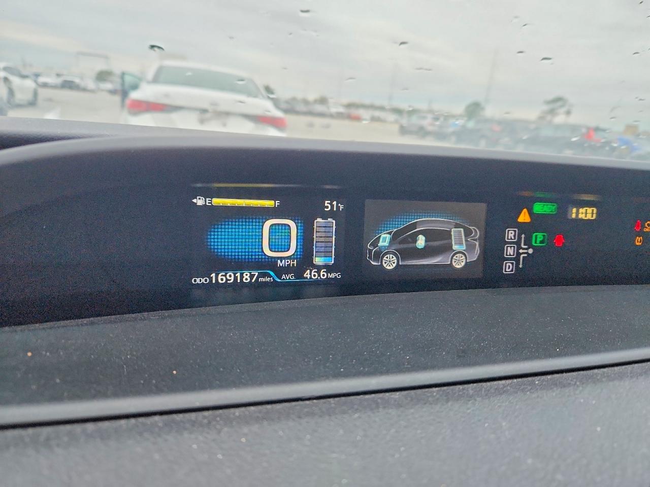 2016 TOYOTA PRIUS photo 9