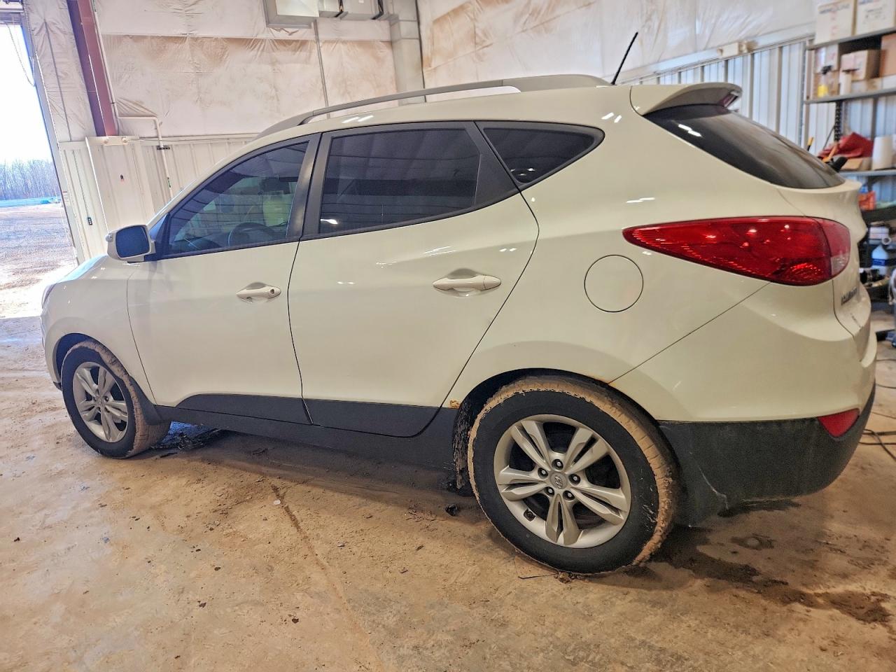 2012 HYUNDAI TUCSON GLS photo 2