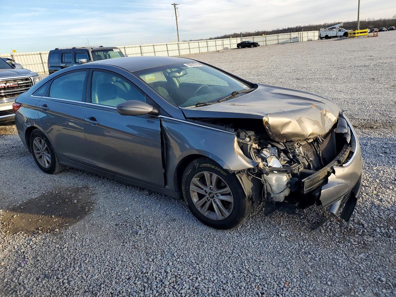2013 HYUNDAI SONATA GLS photo 4