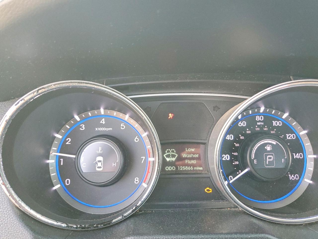 2013 HYUNDAI SONATA GLS photo 9