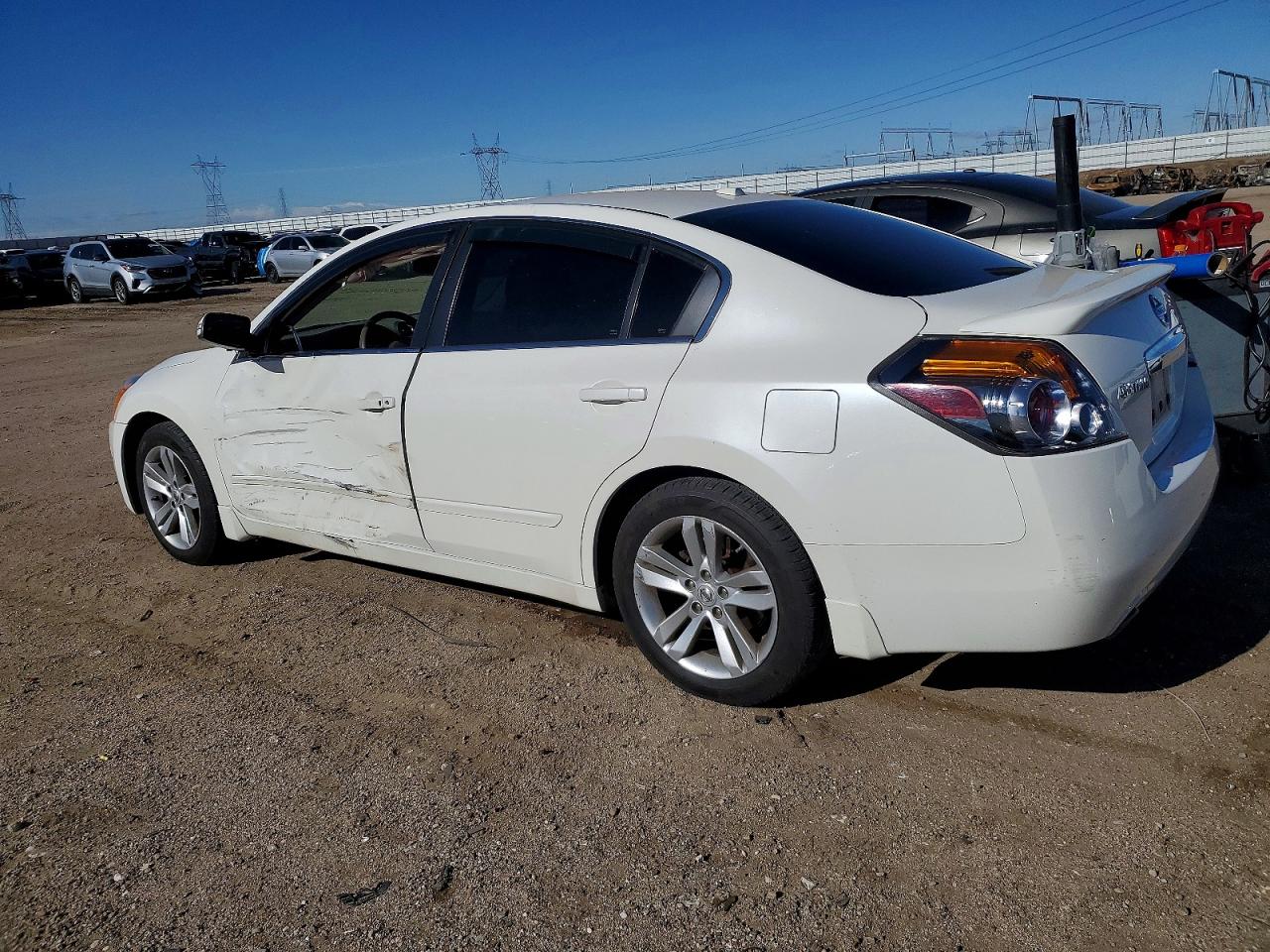 2012 NISSAN ALTIMA SR photo 2