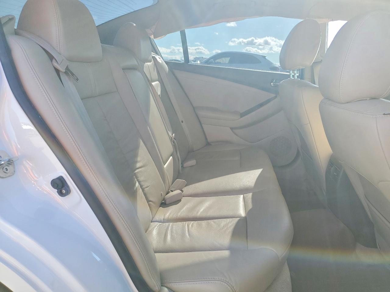 2012 NISSAN ALTIMA SR photo 10