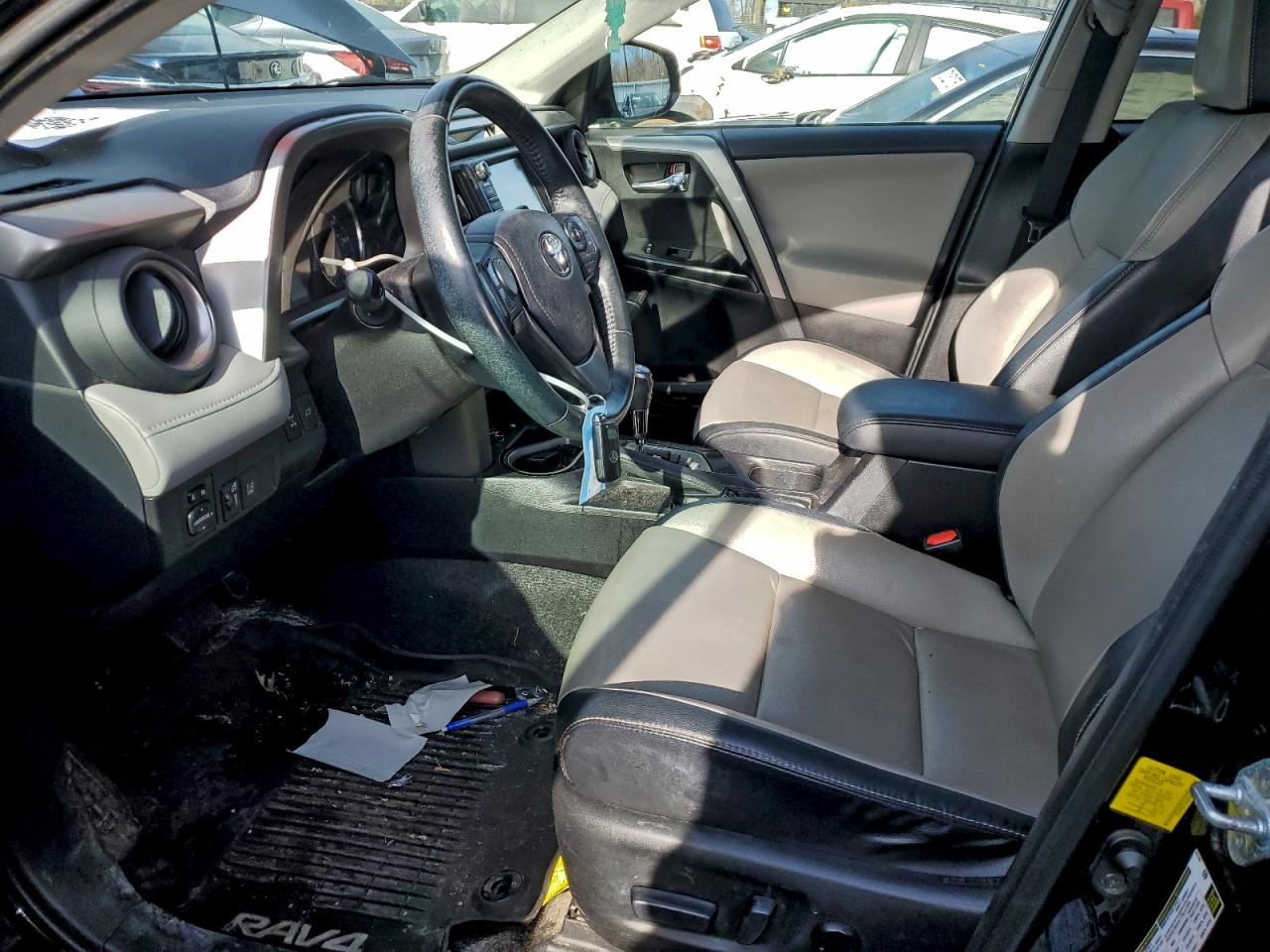 2017 TOYOTA RAV4 LIMITED photo 7