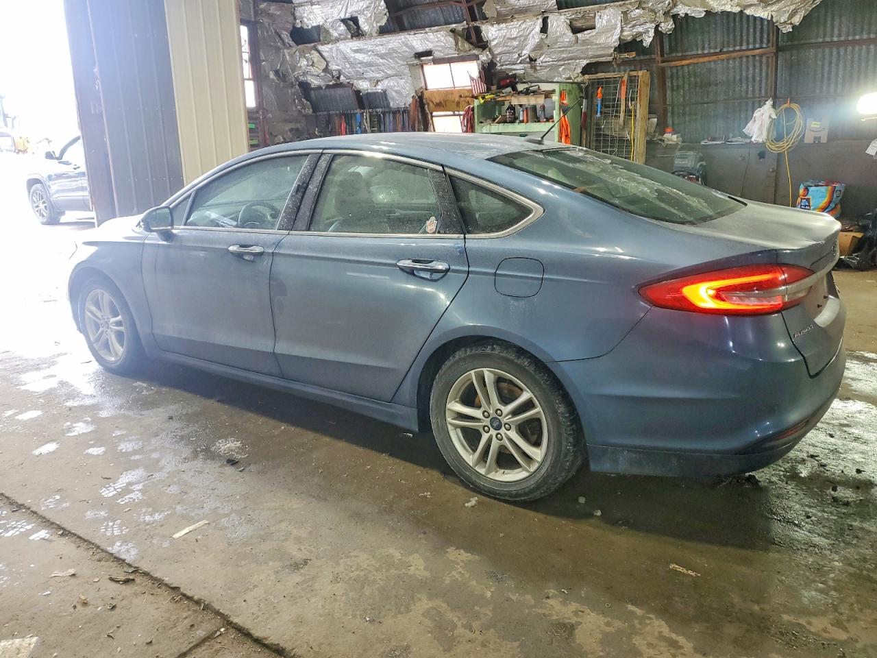 2018 FORD FUSION SE photo 2