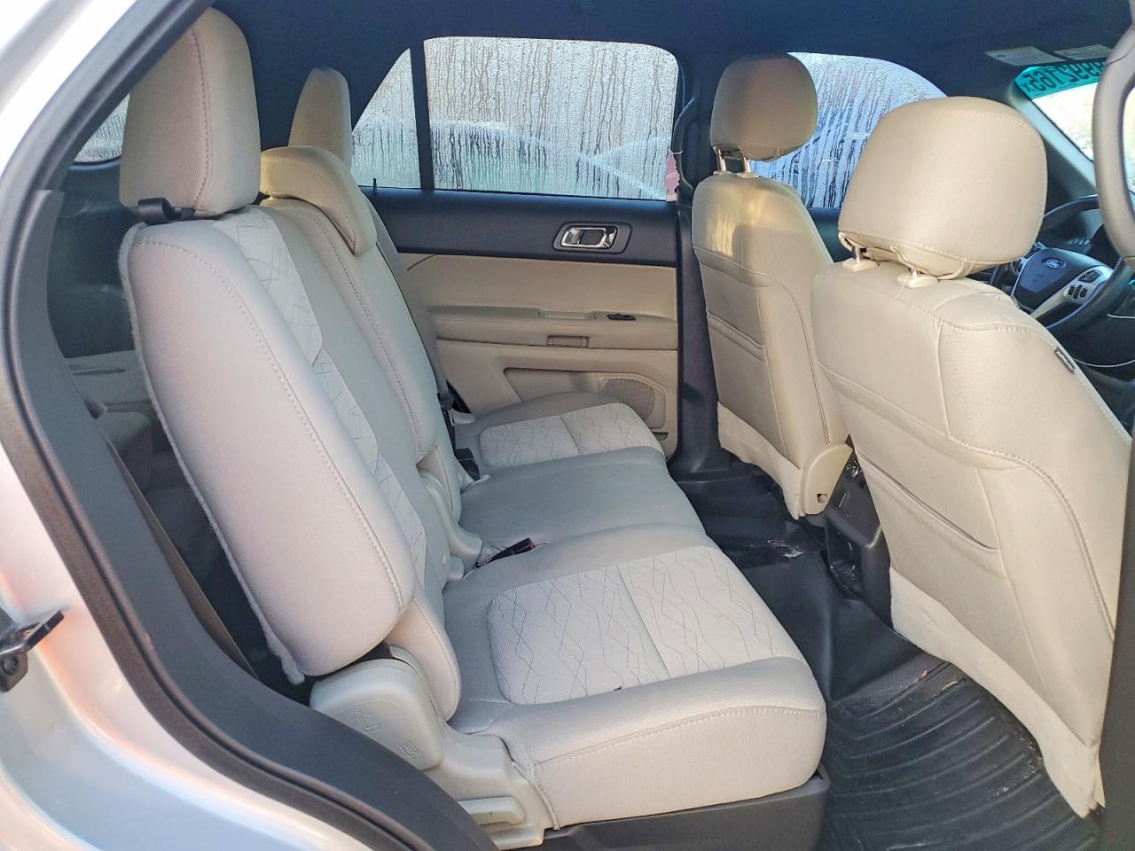2015 FORD EXPLORER photo 11