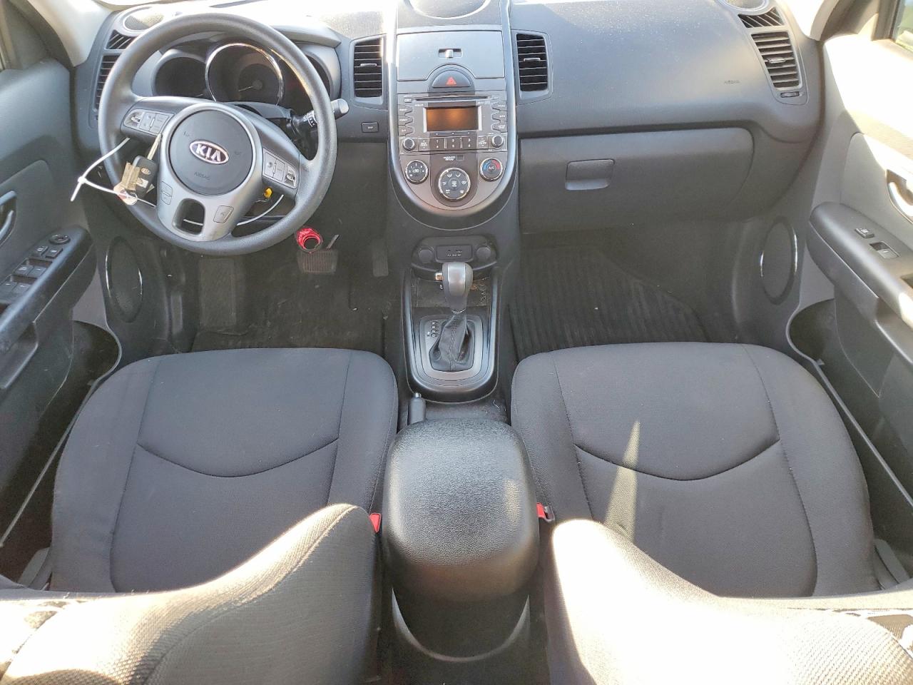 2011 KIA SOUL + photo 8