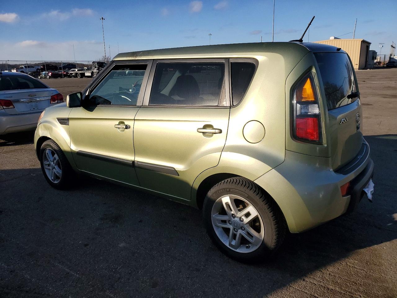2011 KIA SOUL + photo 2