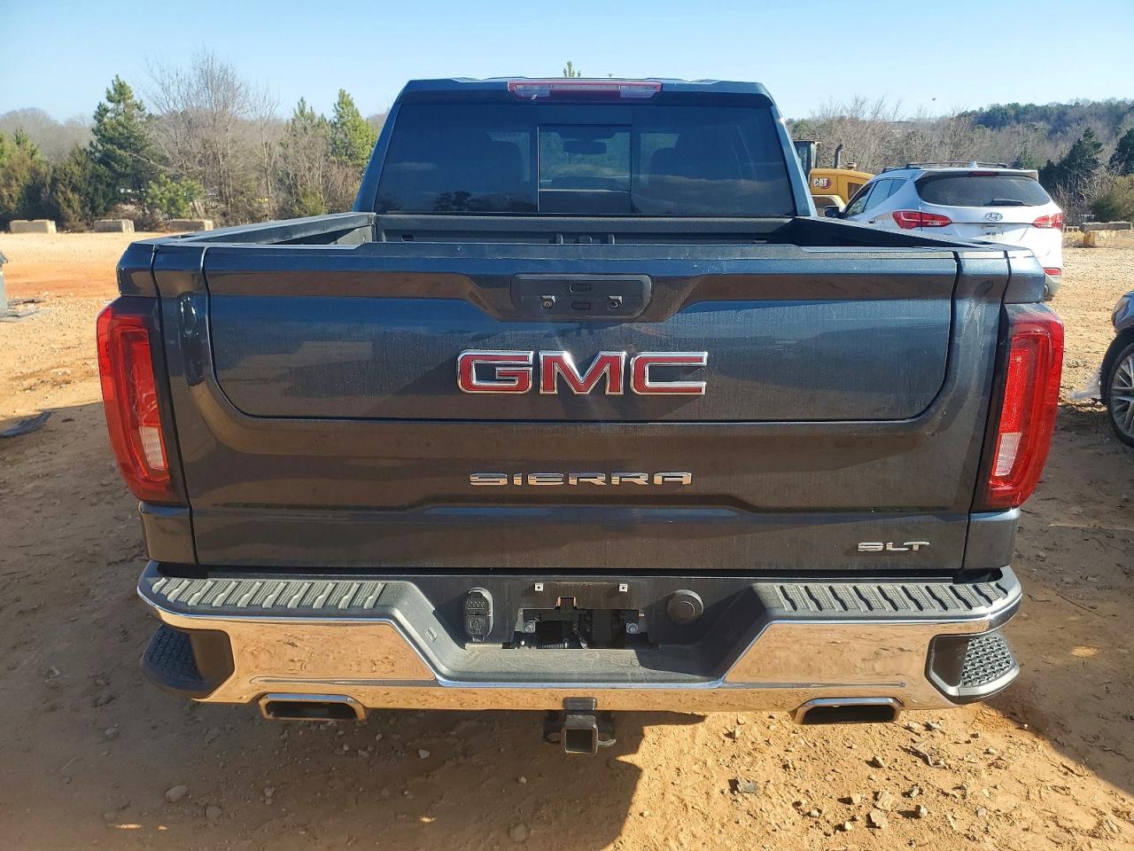 2020 GMC SIERRA K1500 SLT photo 6