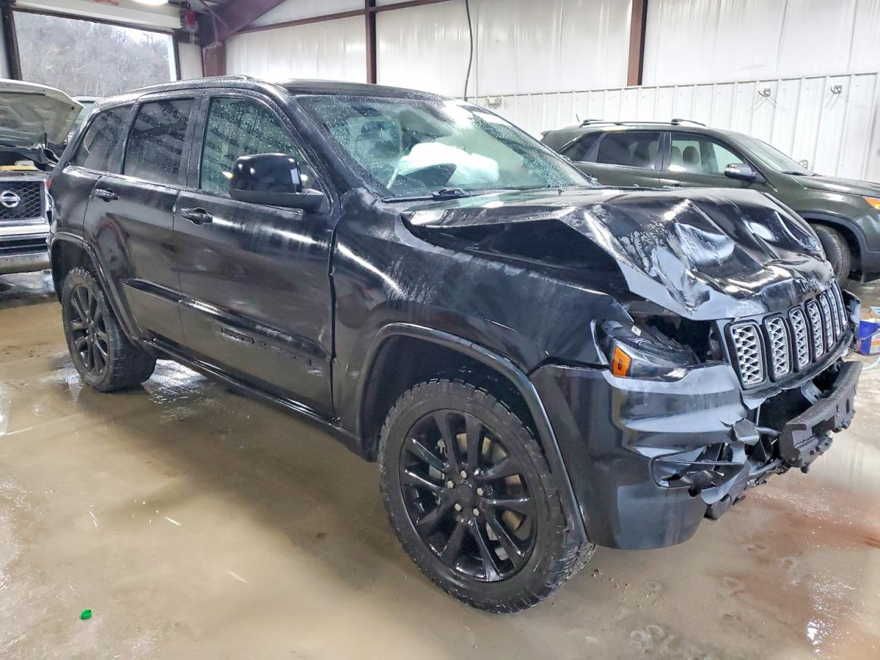 2022 JEEP GRAND CHEROKEE LAREDO E photo 4