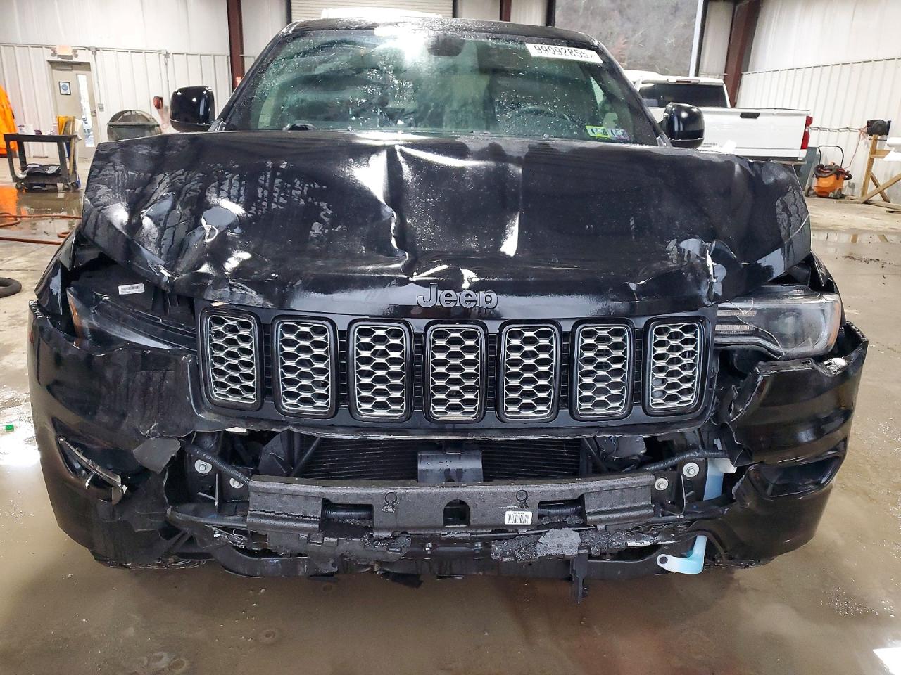 2022 JEEP GRAND CHEROKEE LAREDO E photo 5