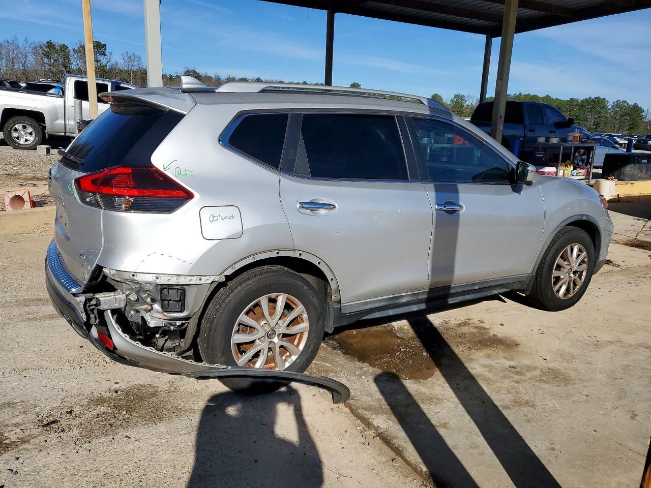 2018 NISSAN ROGUE S photo 3