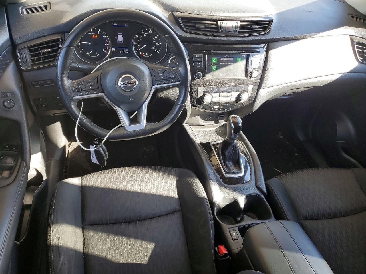 2018 NISSAN ROGUE S photo 8