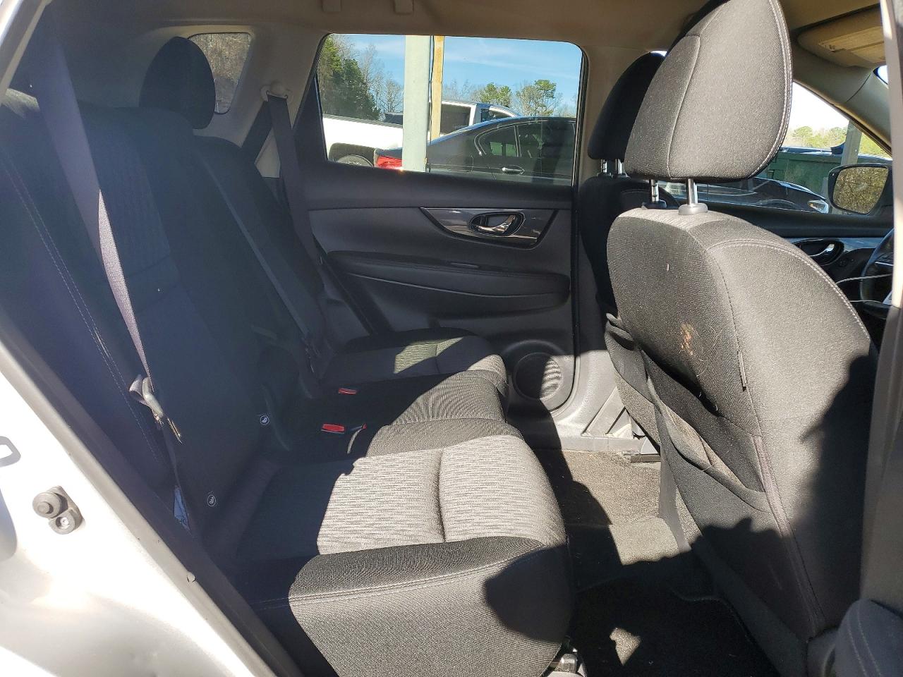 2018 NISSAN ROGUE S photo 11