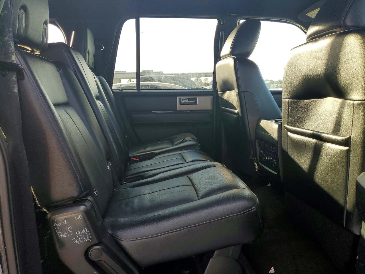 2015 FORD EXPEDITION EL XLT photo 11