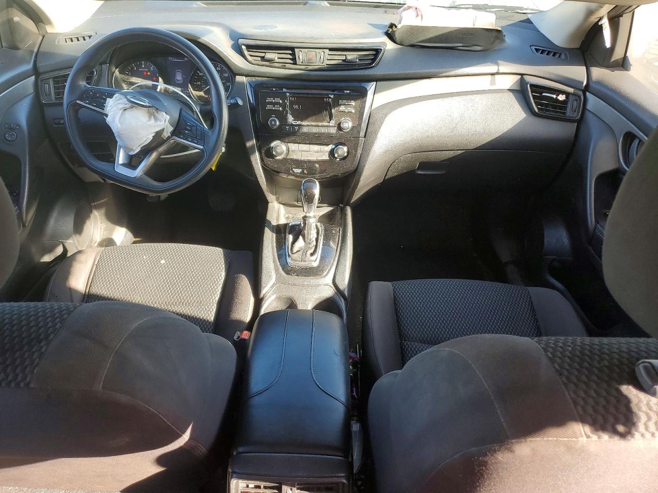 2018 NISSAN ROGUE SPORT S photo 8