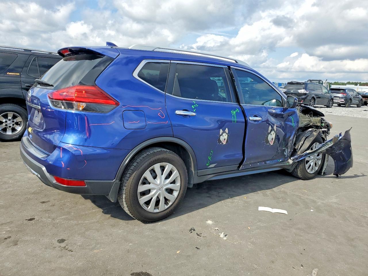2017 NISSAN ROGUE S photo 3