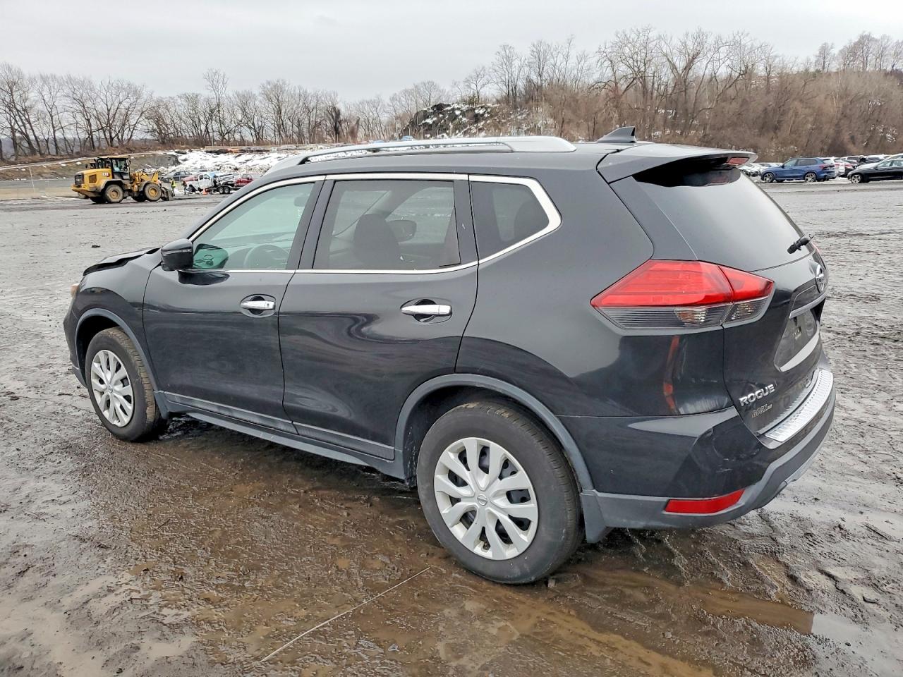 2017 NISSAN ROGUE S photo 2