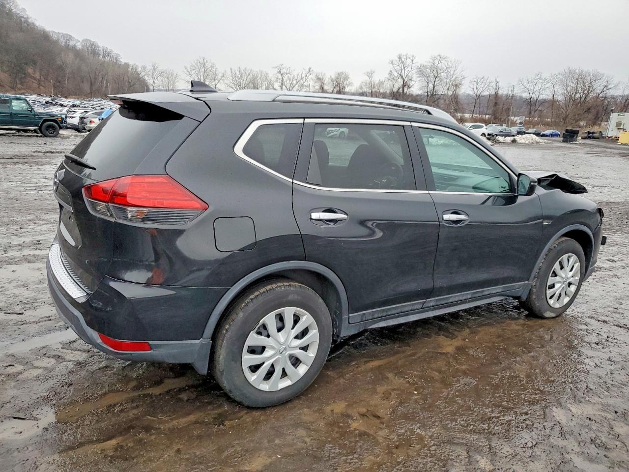 2017 NISSAN ROGUE S photo 3