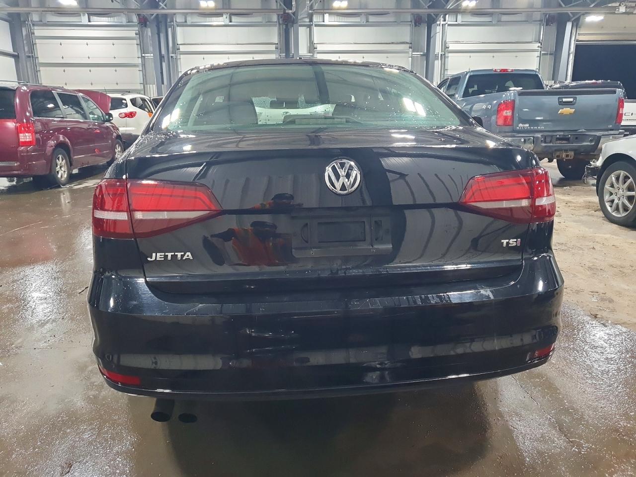 2017 VOLKSWAGEN JETTA S photo 6
