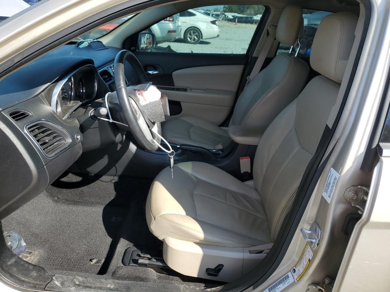 2013 CHRYSLER 200 LIMITED photo 7