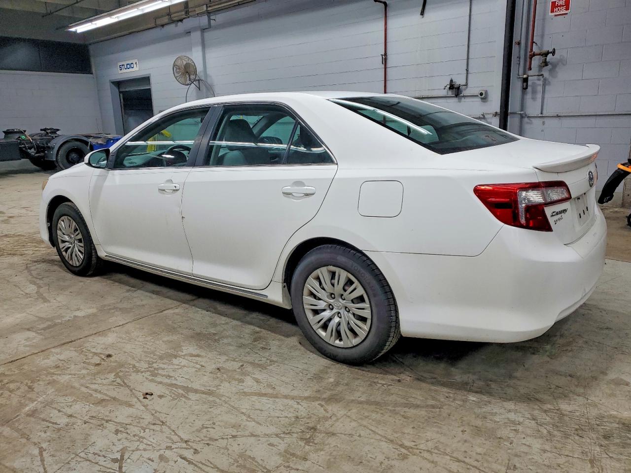 2012 TOYOTA CAMRY BASE photo 2