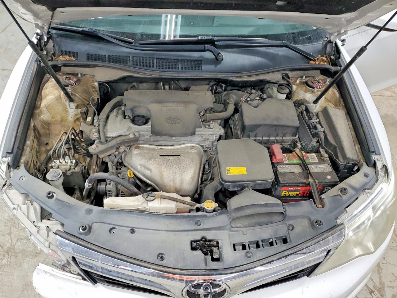 2012 TOYOTA CAMRY BASE photo 11