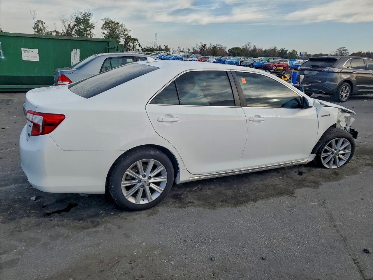 2012 TOYOTA CAMRY HYBRID photo 3