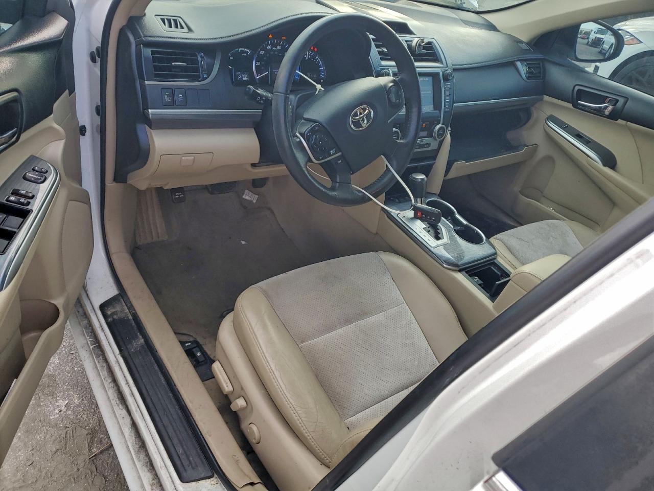 2012 TOYOTA CAMRY HYBRID photo 8
