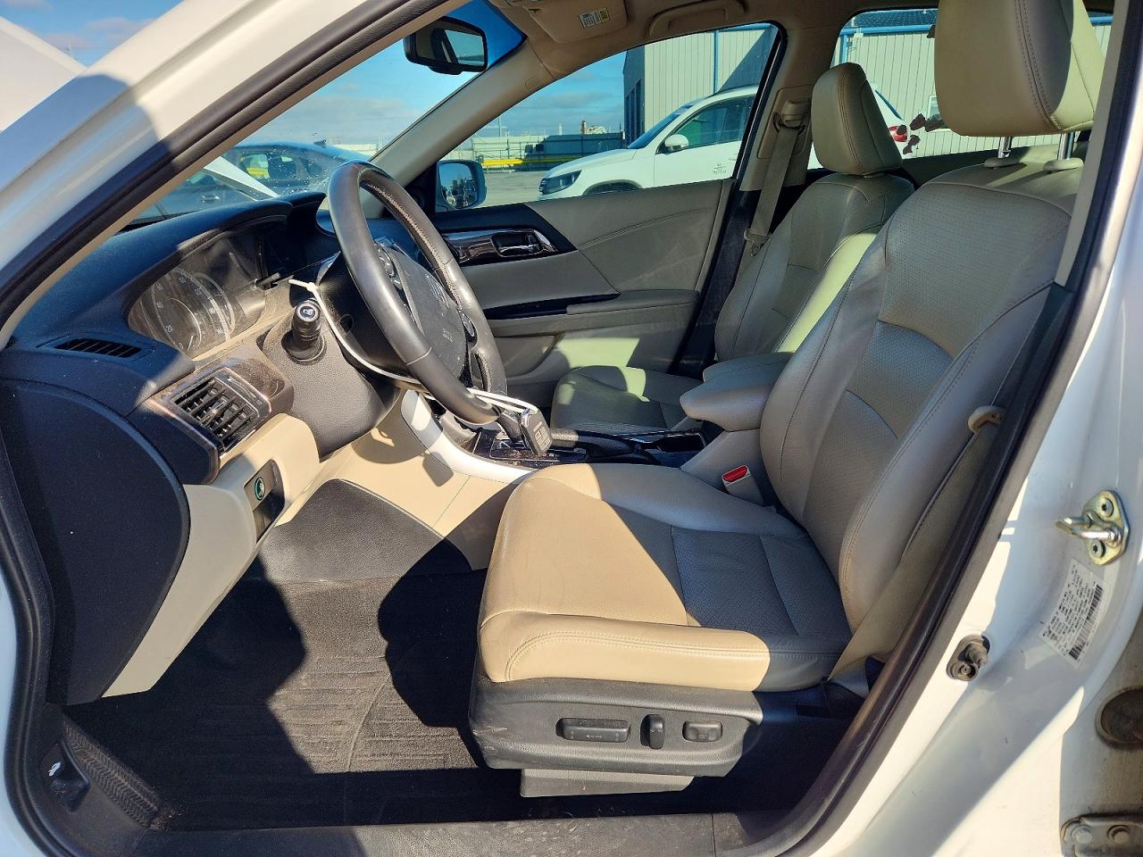 2017 HONDA ACCORD EXL photo 7