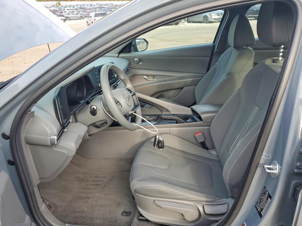 2022 HYUNDAI ELANTRA SEL photo 7