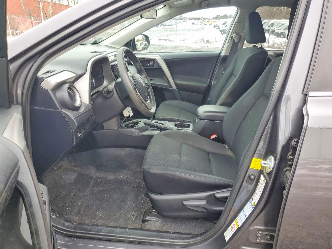 2016 TOYOTA RAV4 LE photo 7