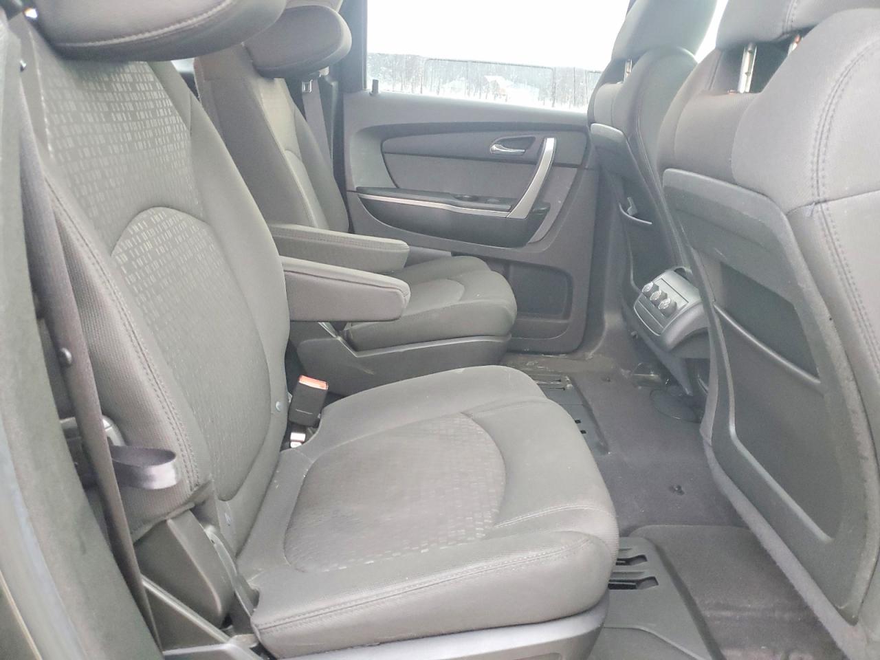 2011 GMC ACADIA SLE photo 11