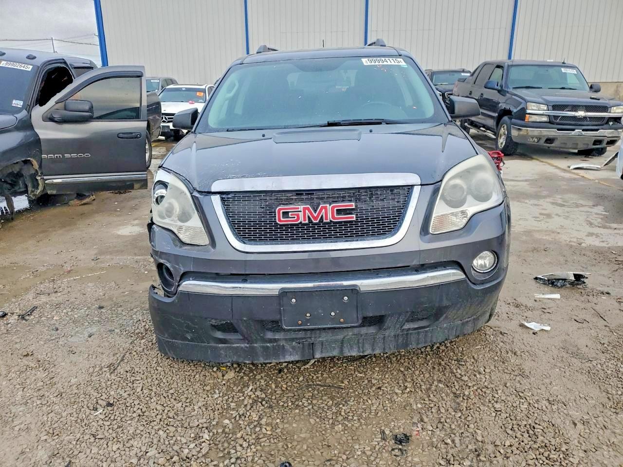 2011 GMC ACADIA SLE photo 5