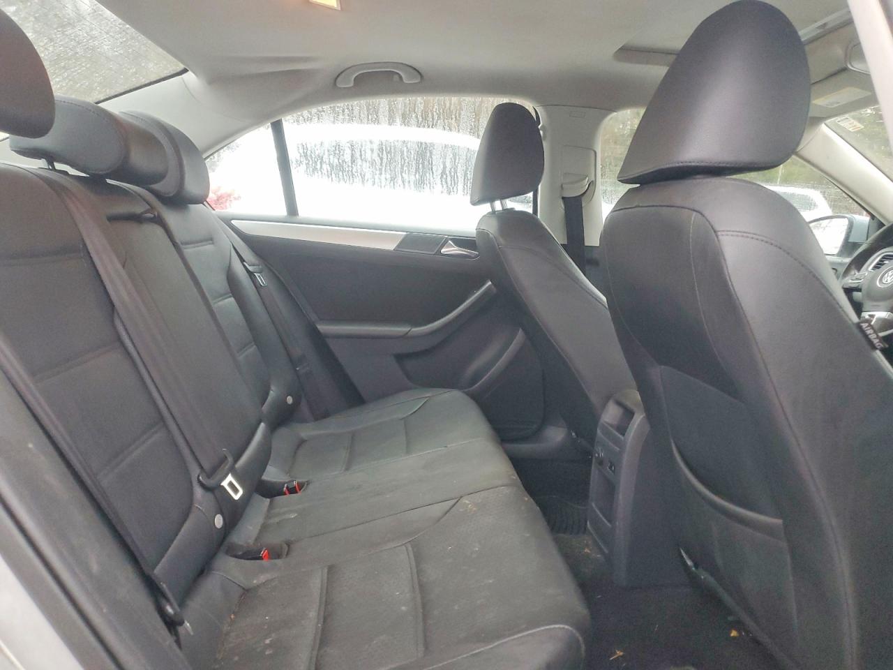 2011 VOLKSWAGEN JETTA SEL photo 10