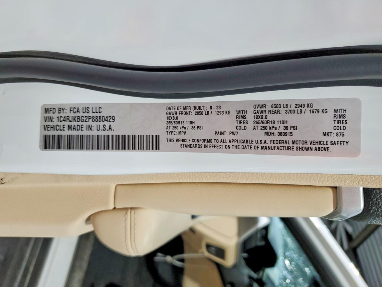 2023 JEEP GRAND CHEROKEE L LIMITED photo 13