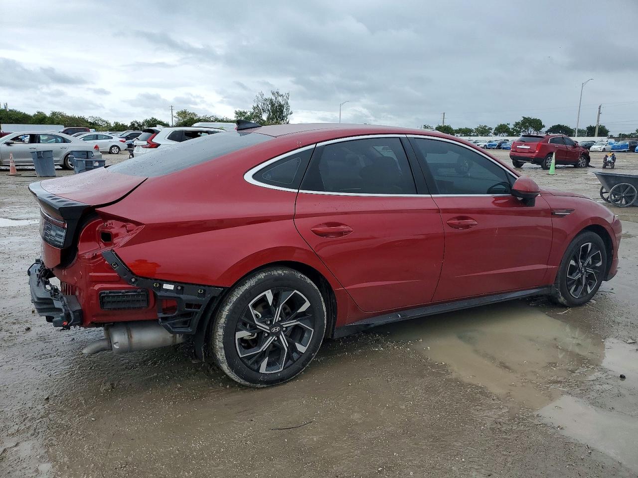 2024 HYUNDAI SONATA SEL photo 3