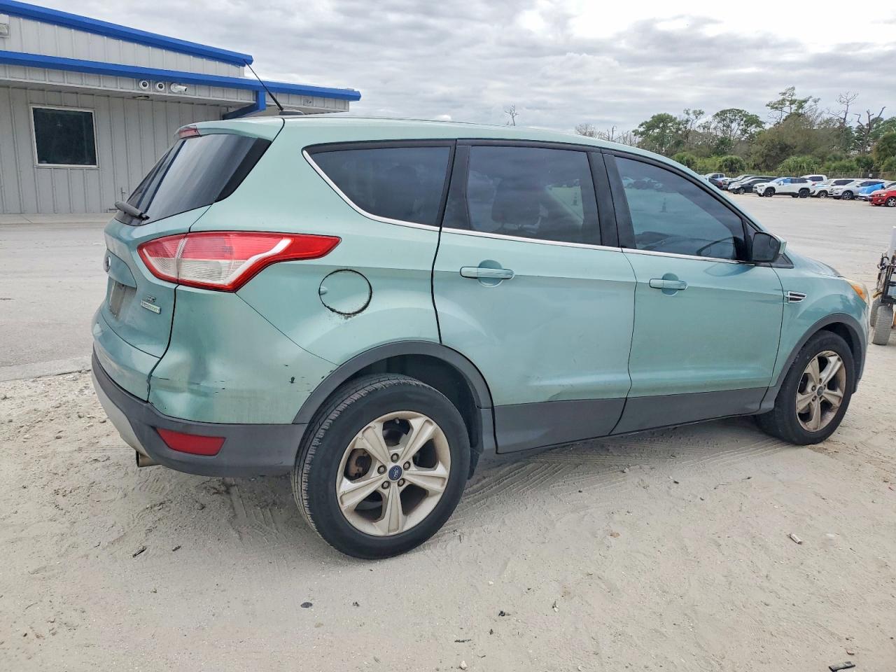 2013 FORD ESCAPE SE photo 3