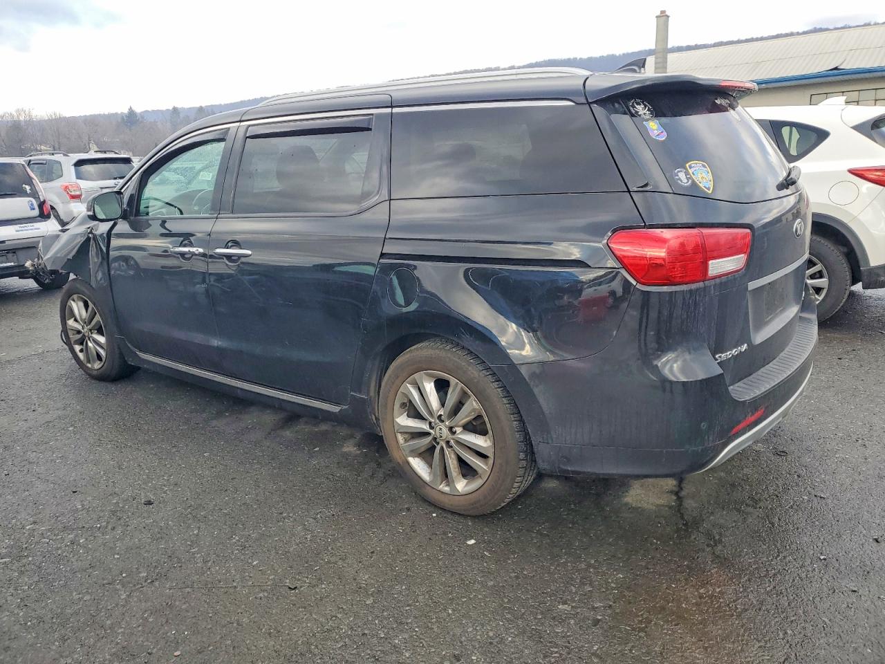 2017 KIA SEDONA SXL photo 2